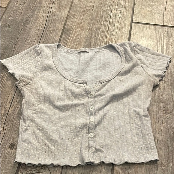 Brandy Melville Tops - Brandy Melville Ribbed Crop Button Down Shirt
